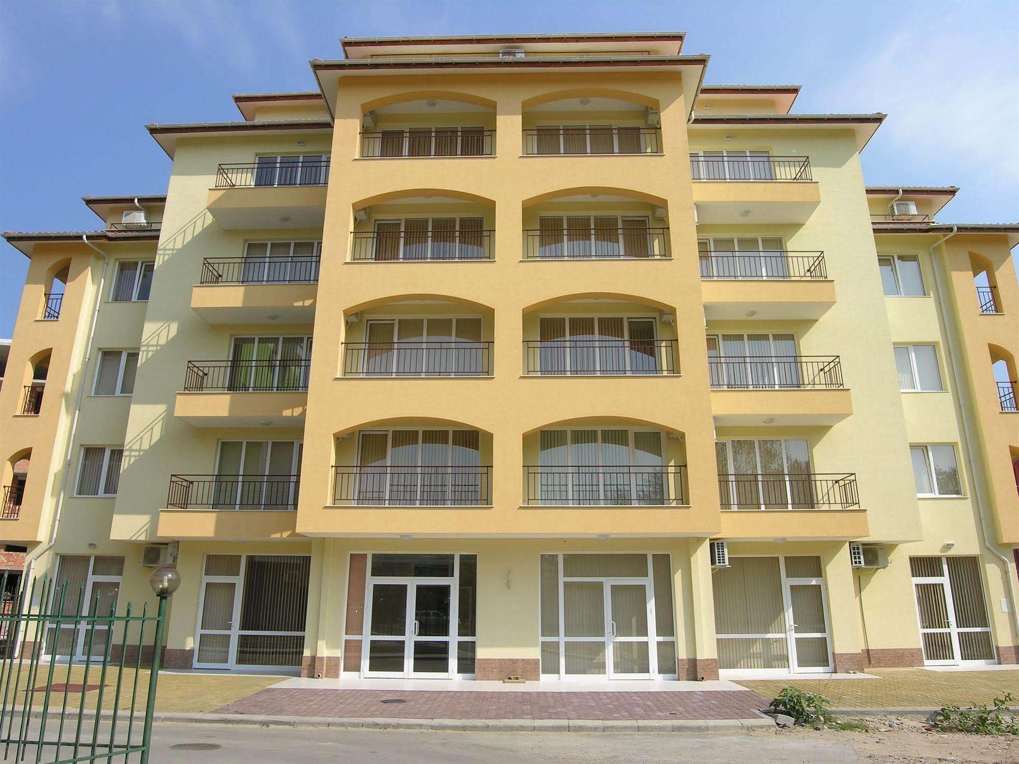 Sunflower Complex Слънчев бряг Екстериор снимка